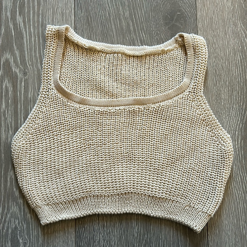 Knit crop top